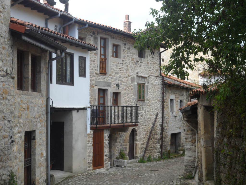 Apartamentos Legado De Santillana Santillana del Mar Zimmer foto